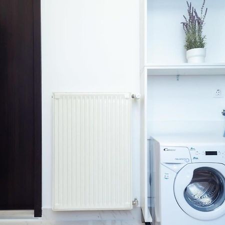 Modern Intimate Studio In The Center ブダペスト エクステリア 写真